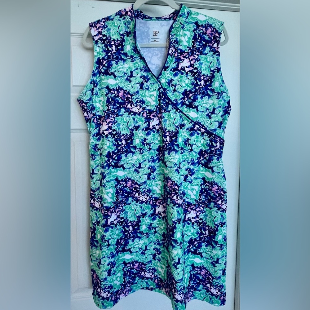 XL EPNY floral pattern sleeveless active dress